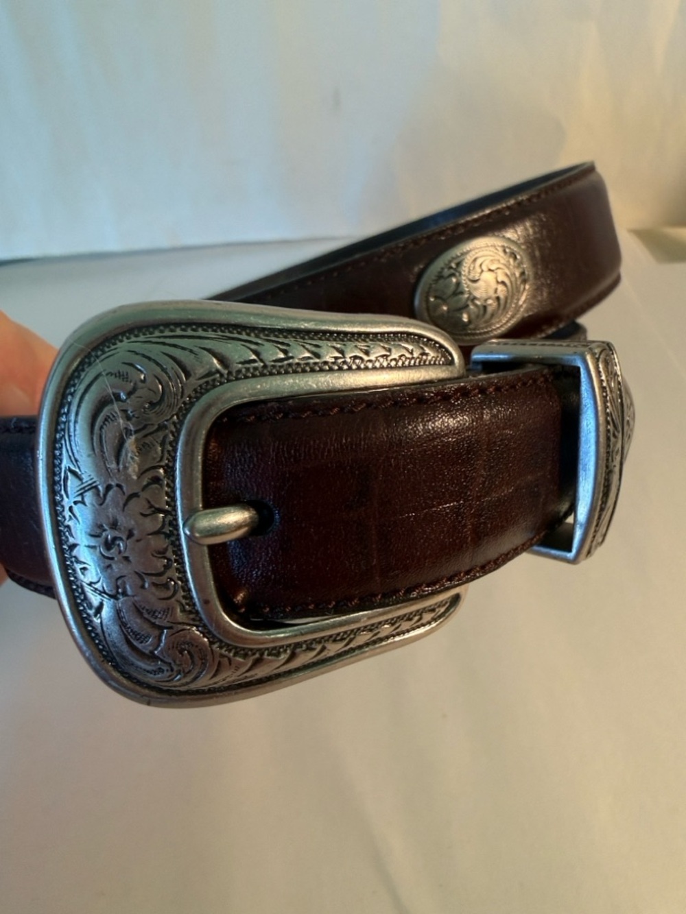 Vintage Western Leather Belt Silver Tone Conchos Engraved Buckle Brown Boho - Picture 3 of 7